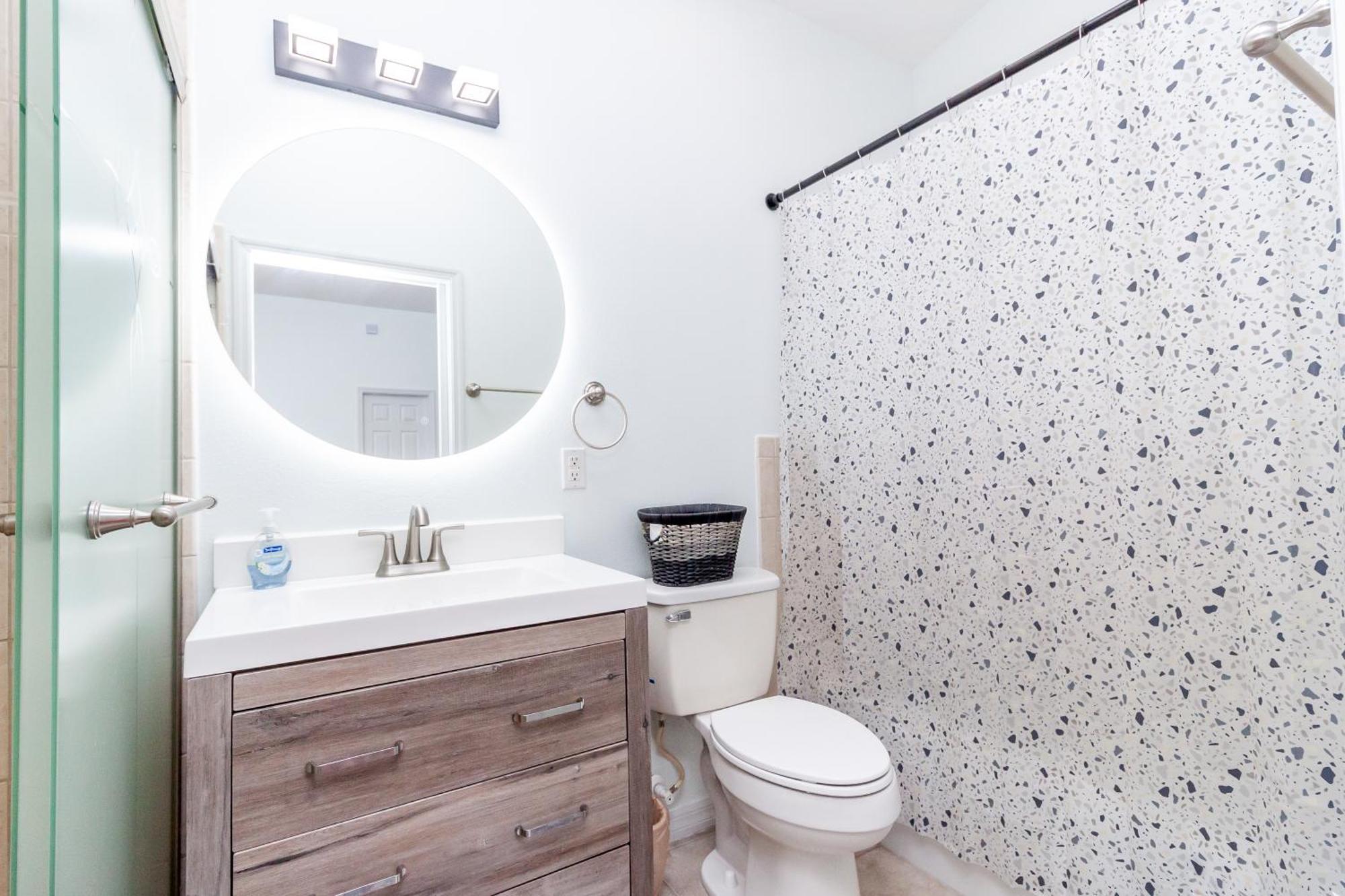 Beautiful Fully Furnished 2-bedroom Luxury